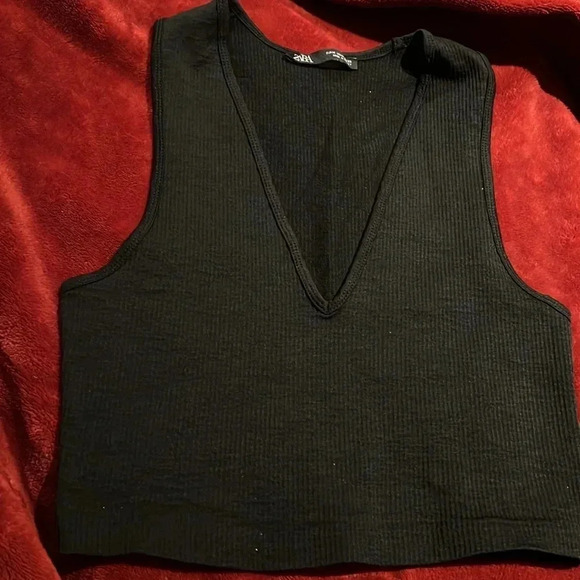 Zara Racer black Ribbed deep V-neck crop tank top Sz M - Picture 3 of 9